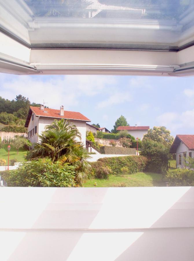 Maison Calme - Frontiere Montagne Et Plage يورونْيِ المظهر الخارجي الصورة
